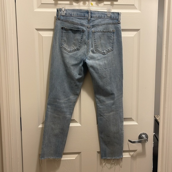 Old Navy Women's Boyfriend Straight Jeans - Picture 7 of 11